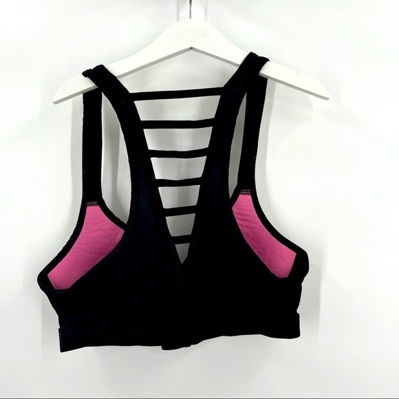 Pink Ultimate Victoria Secret Zip front closure xtra small - Picture 2 of 4